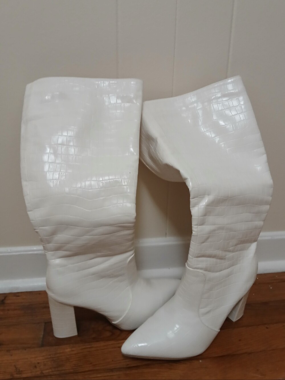 Women’s White Croc-Embossed Knee Boots